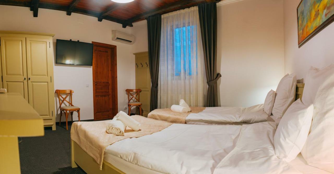 Bed and Breakfast Zumzet Şelimbăr Esterno foto